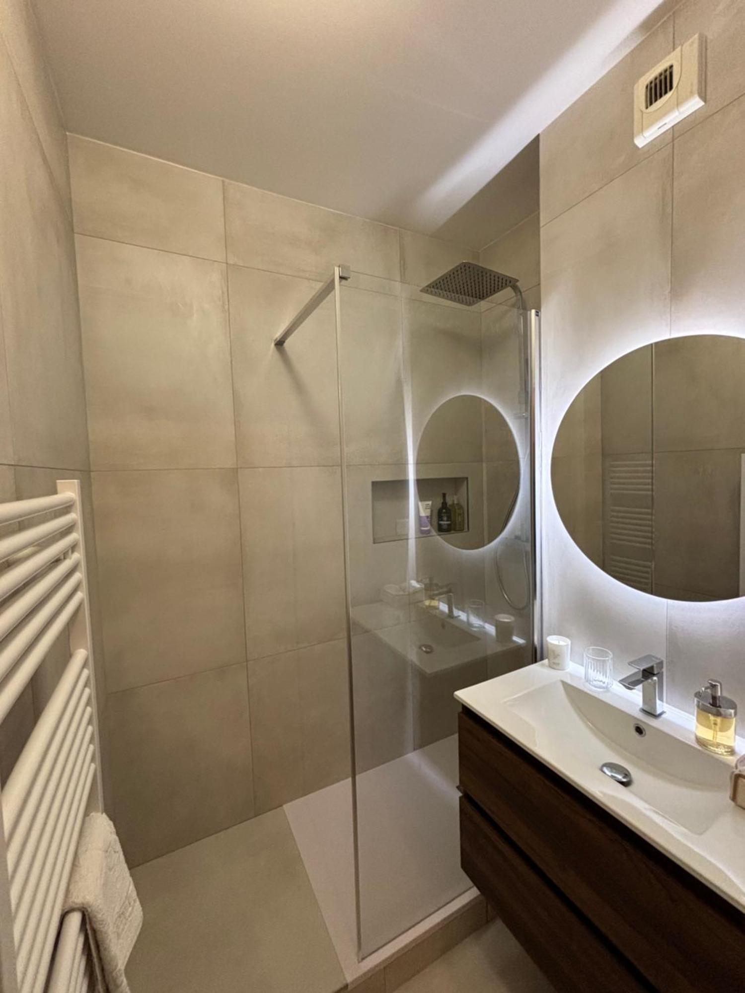 Apartament Le Boudoir - 2 Pieces Et Parking Le Plessis-Robinson Zewnętrze zdjęcie