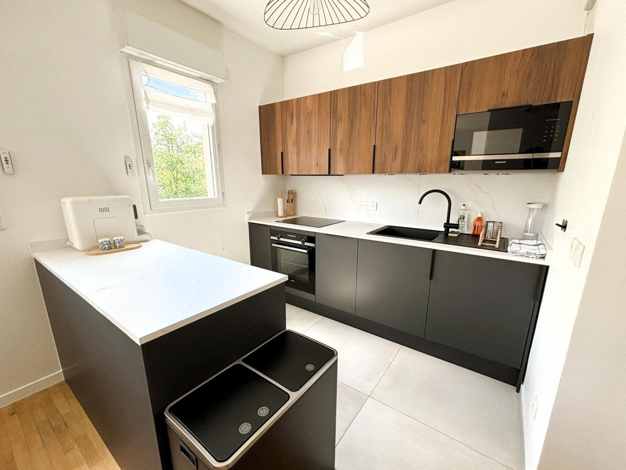 Apartament Le Boudoir - 2 Pieces Et Parking Le Plessis-Robinson Pokój zdjęcie