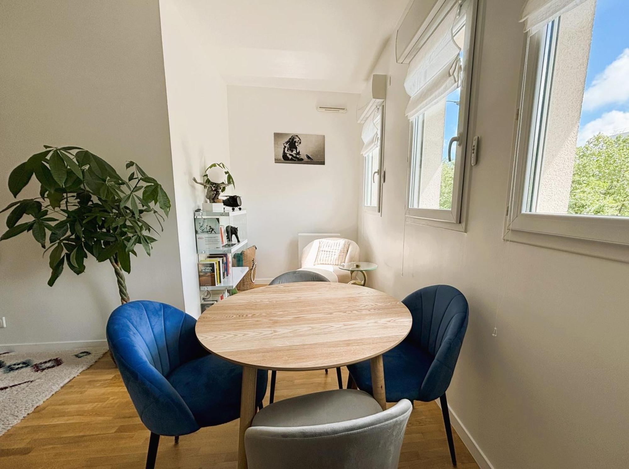 Apartament Le Boudoir - 2 Pieces Et Parking Le Plessis-Robinson Pokój zdjęcie